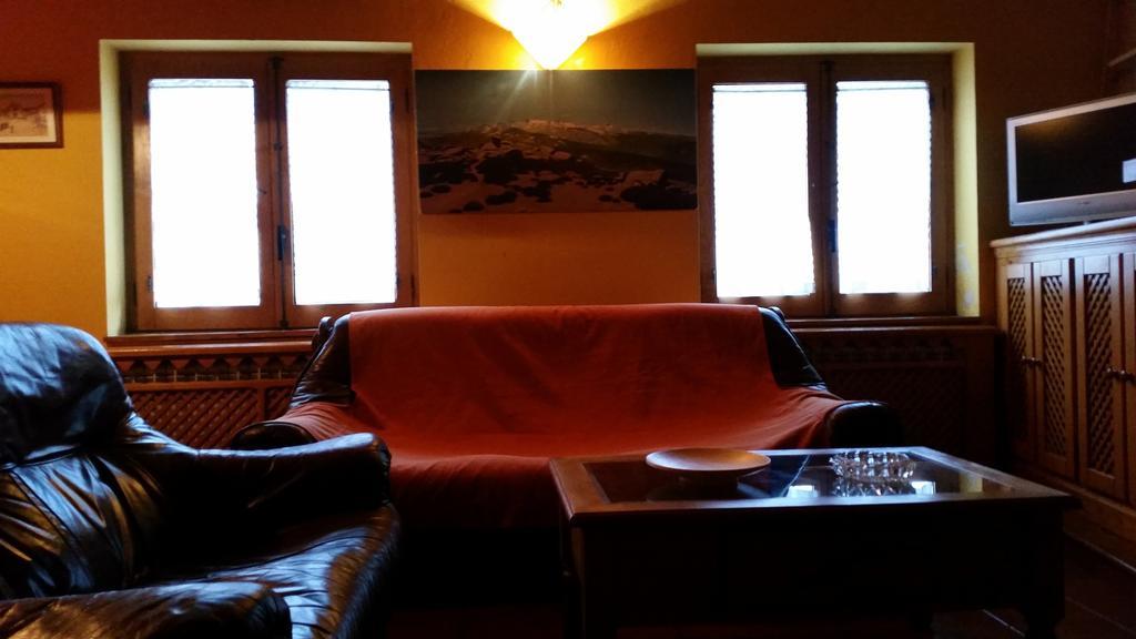 Casa Rural El Casillo Del Abuelo Goyo Guest House Navarredonda de Gredos Bagian luar foto