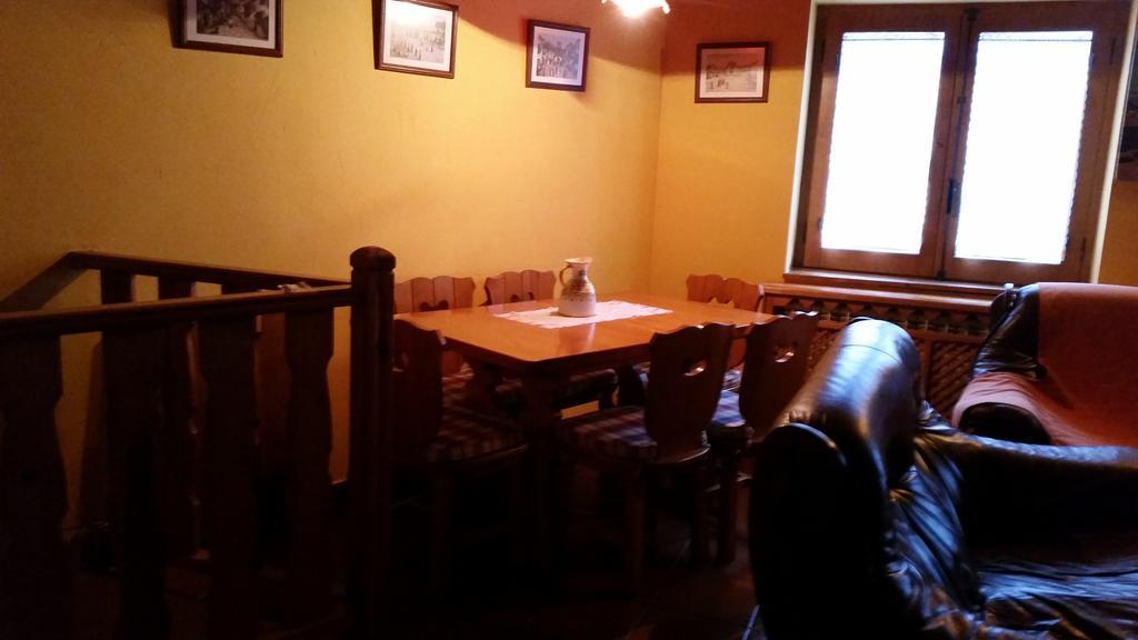 Casa Rural El Casillo Del Abuelo Goyo Guest House Navarredonda de Gredos Bagian luar foto